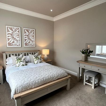 Crookston Hotel Glasgow Exterior photo